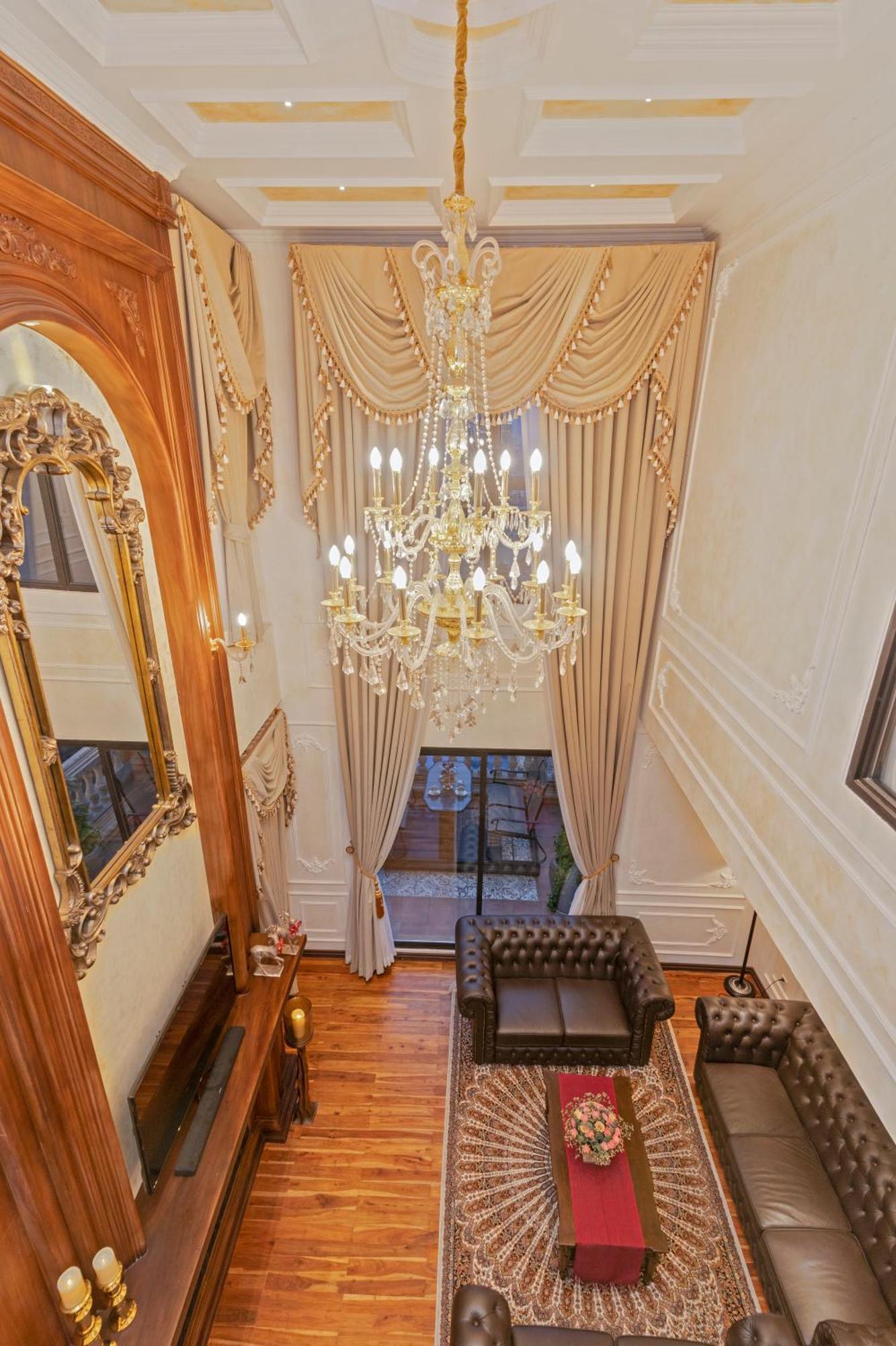 Anik Palace Hotel Phnom-Penh Buitenkant foto
